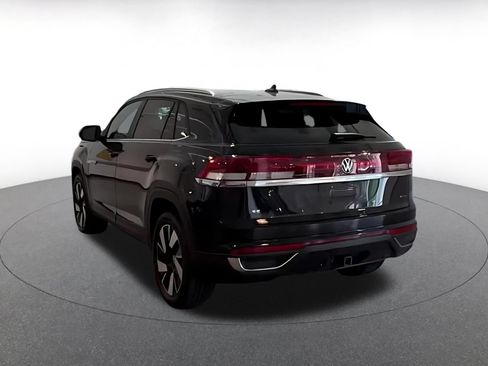 Used 2026 Volkswagen Atlas Cross Sport SE AWD/4WD image 10