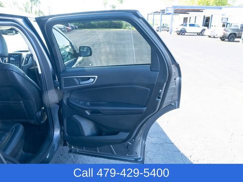 Used 2024 Ford Edge SEL image 13