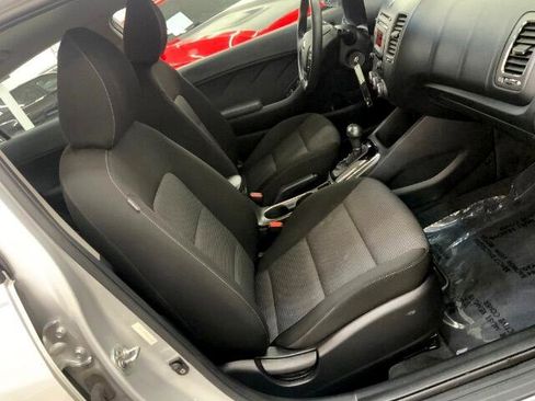 Used 2017 Kia Forte LX image 13
