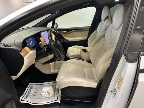 Used 2019 Tesla Model X Long Range image 6