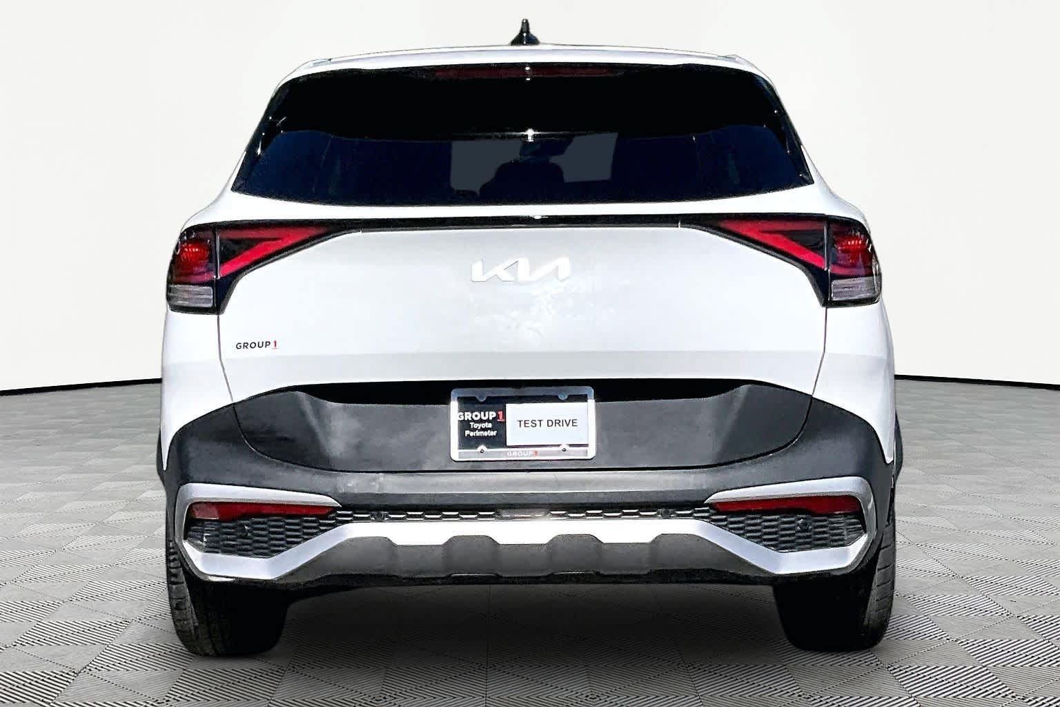 Used 2023 Kia Sportage EX FWD image 5