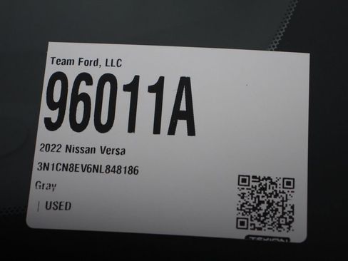 Used 2022 Nissan Versa SV image 30