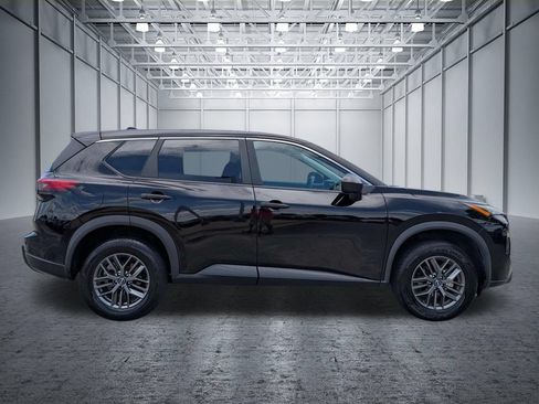 Used 2024 Nissan Rogue S FWD image 7