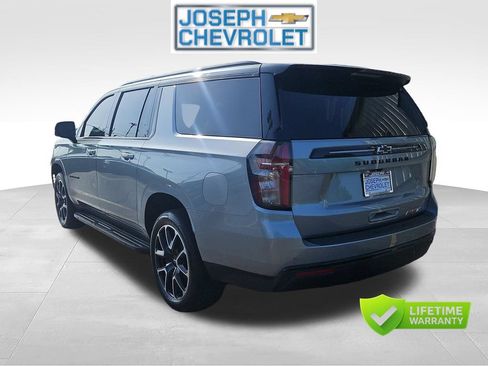 Used 2024 Chevrolet Suburban RST w/ Luxury Package AWD/4WD image 3