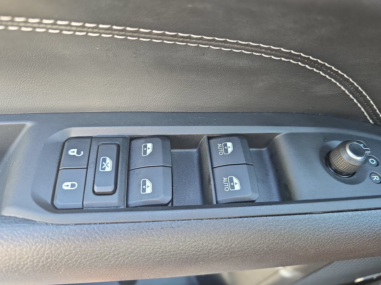 Used 2022 Jeep Compass Latitude w/ Sun and Sound Group FWD image 26