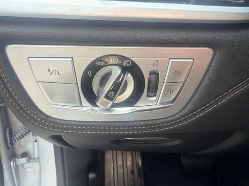 Used 2019 BMW 750i xDrive w/ Autobahn Package AWD/4WD image 11