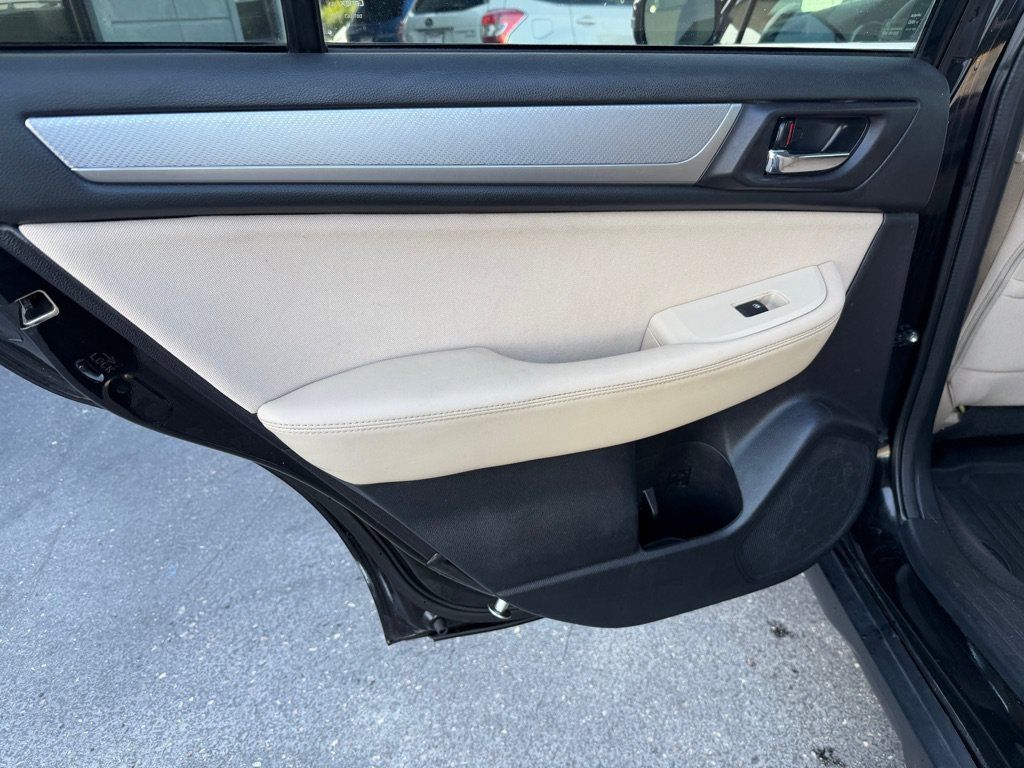 Used 2019 Subaru Outback 2.5i Premium AWD/4WD image 24