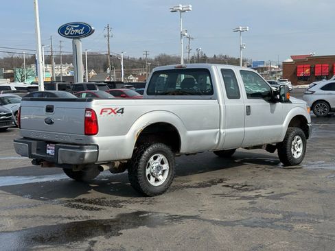 Used 2016 Ford F250 XL w/ XL Appearance Package image 2