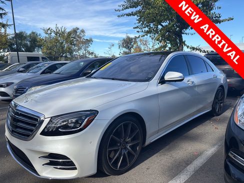 Used 2018 Mercedes-Benz S 560 Sedan image 1