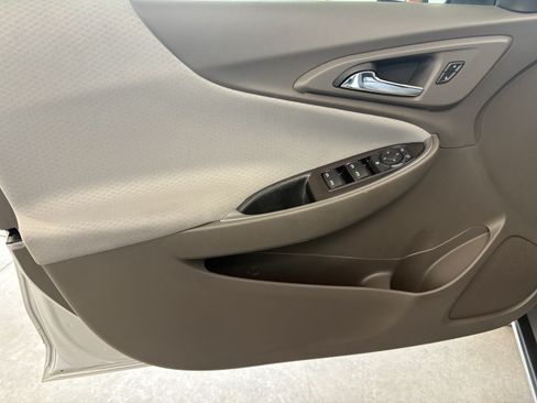 Used 2020 Chevrolet Malibu LS FWD image 7