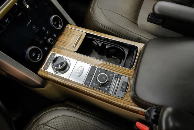Used 2019 Land Rover Range Rover HSE AWD/4WD image 30