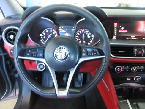Used 2019 Alfa Romeo Stelvio Ti AWD/4WD image 54