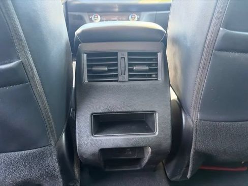 Used 2022 Mitsubishi Outlander SE AWD/4WD image 28