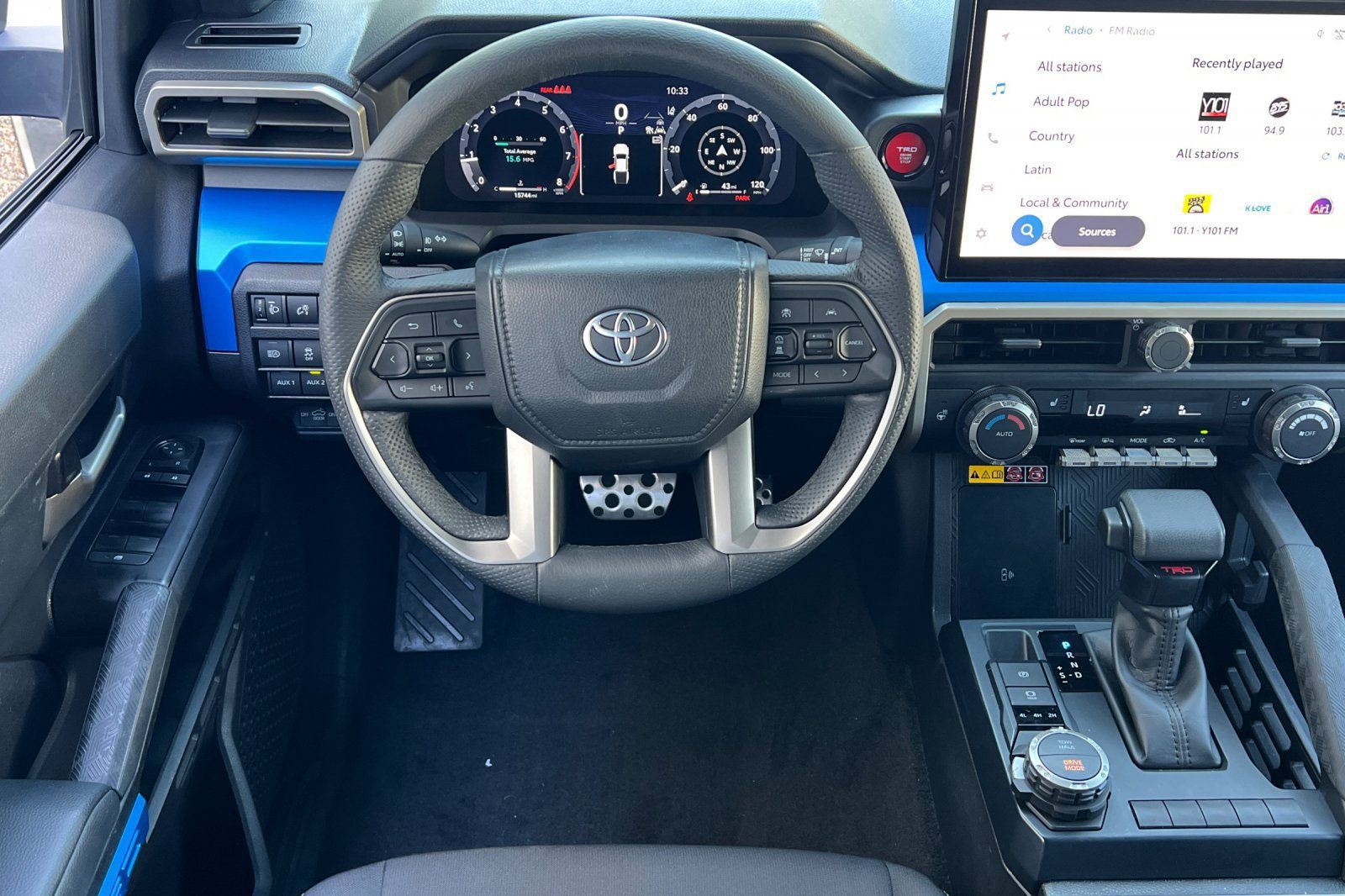 Certified 2025 Toyota Tacoma TRD Sport w/ TRD Sport Upgrade Package AWD/4WD image 14
