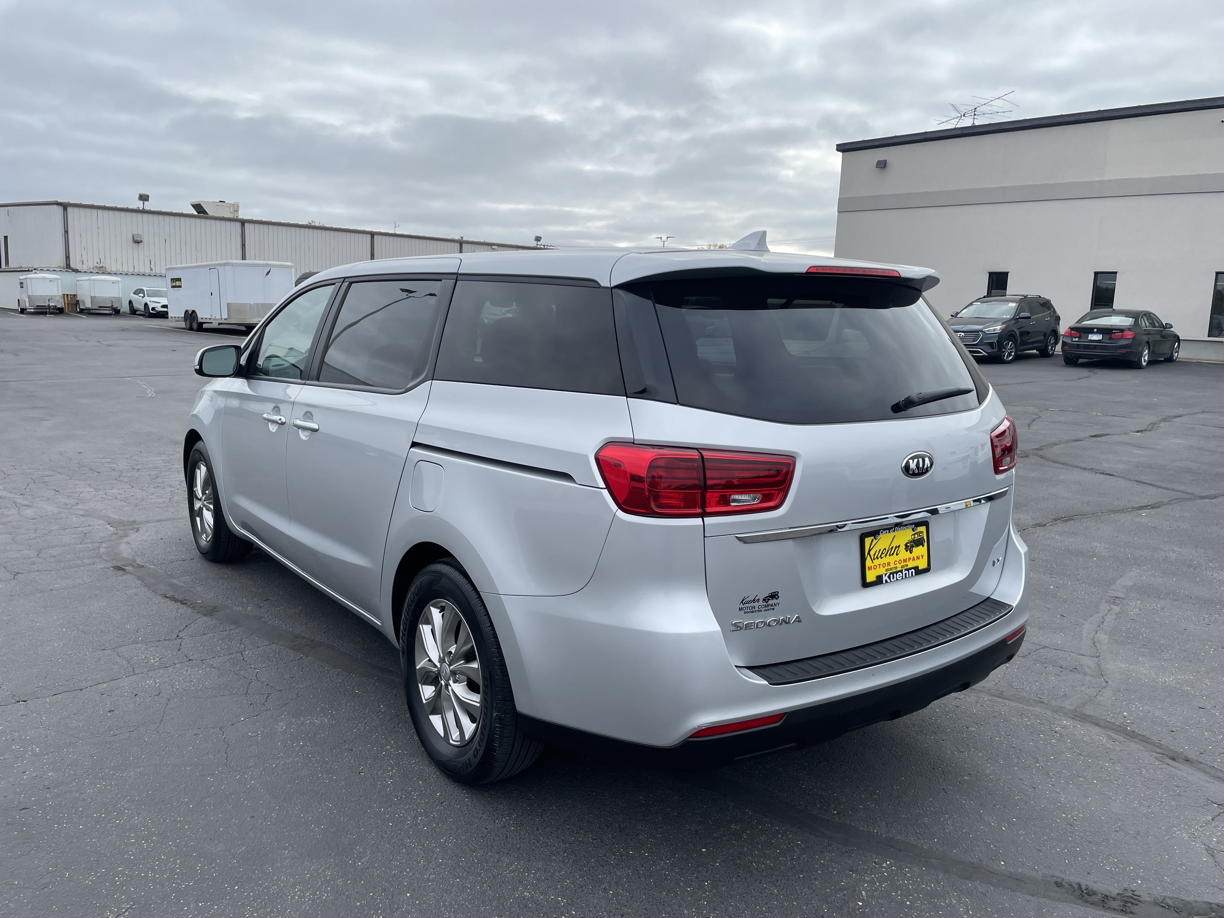Used 2020 Kia Sedona LX FWD image 6