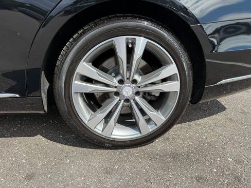 Used 2016 Mercedes-Benz S 550 Sedan image 8