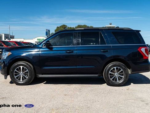 Used 2021 Ford Expedition XLT image 9