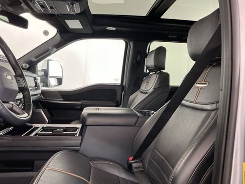 Used 2023 Ford F350 Platinum w/ Tremor Off-Road Package AWD/4WD image 18