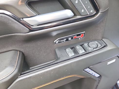Used 2022 GMC Sierra 1500 AT4 AWD/4WD image 12