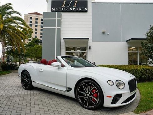 Used 2024 Bentley Continental GT V8 image 1
