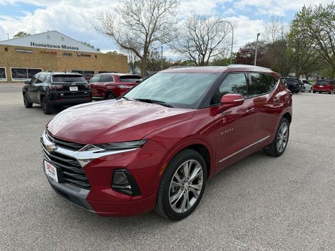 Used 2019 Chevrolet Blazer Premier w/ Sun and Wheels Package AWD/4WD image 1