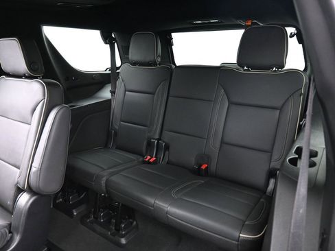 Used 2021 GMC Yukon SLT w/ SLT Premium Package image 27