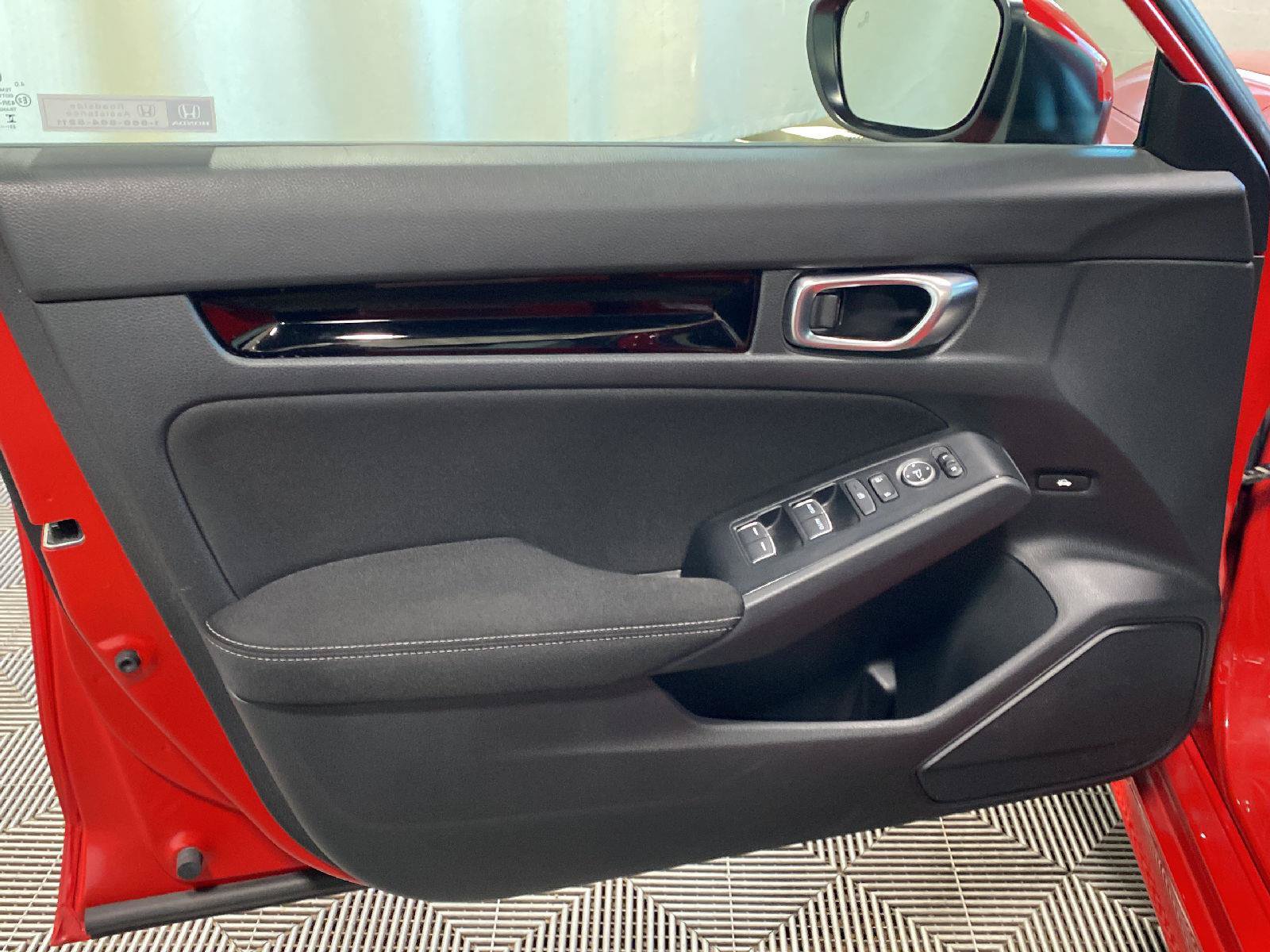 Used 2024 Honda Civic EX image 19
