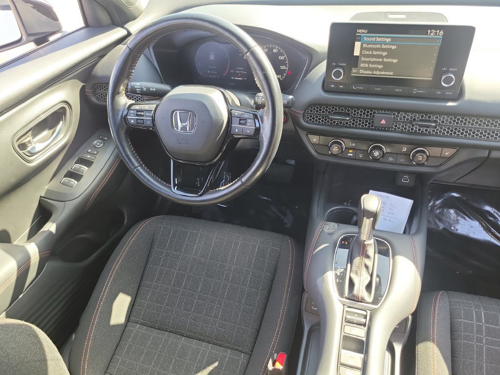 Certified 2025 Honda HR-V Sport image 12