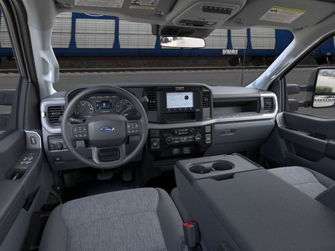 New 2026 Ford F250 XL AWD/4WD image 9