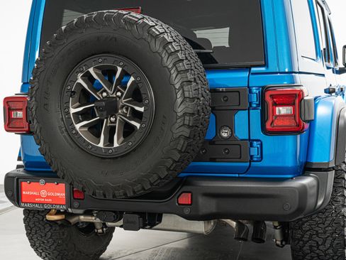 Used 2024 Jeep Wrangler Unlimited Rubicon 392 image 40