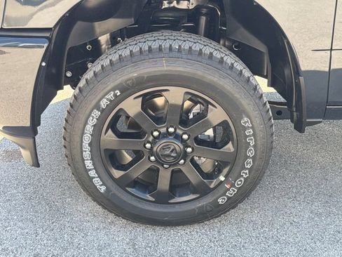 New 2026 RAM 3500 Big Horn AWD/4WD image 38