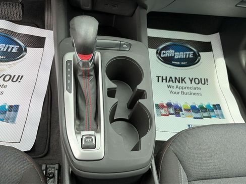Used 2024 Chevrolet Trax RS w/ Driver Confidence Package FWD image 15