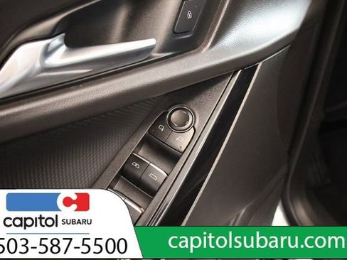 Used 2025 Chevrolet Equinox RS AWD/4WD image 11