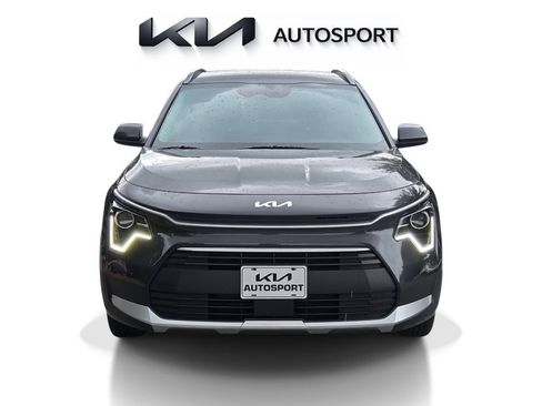New 2026 Kia Niro EX FWD image 2
