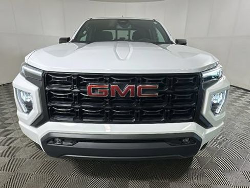 Used 2023 GMC Canyon Elevation w/ Convenience Package AWD/4WD image 7