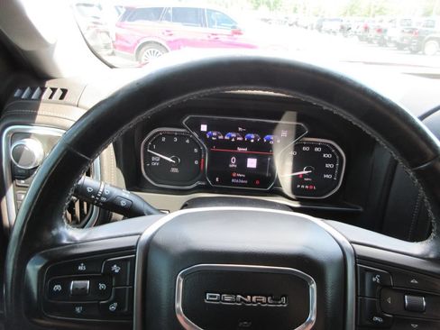 Certified 2019 GMC Sierra 1500 Denali w/ Denali Ultimate Package AWD/4WD image 35