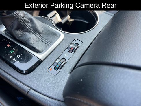 Used 2018 Toyota Highlander Limited FWD image 14