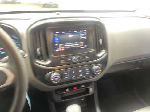 Used 2022 Chevrolet Colorado W/T w/ WT Convenience Package image 26