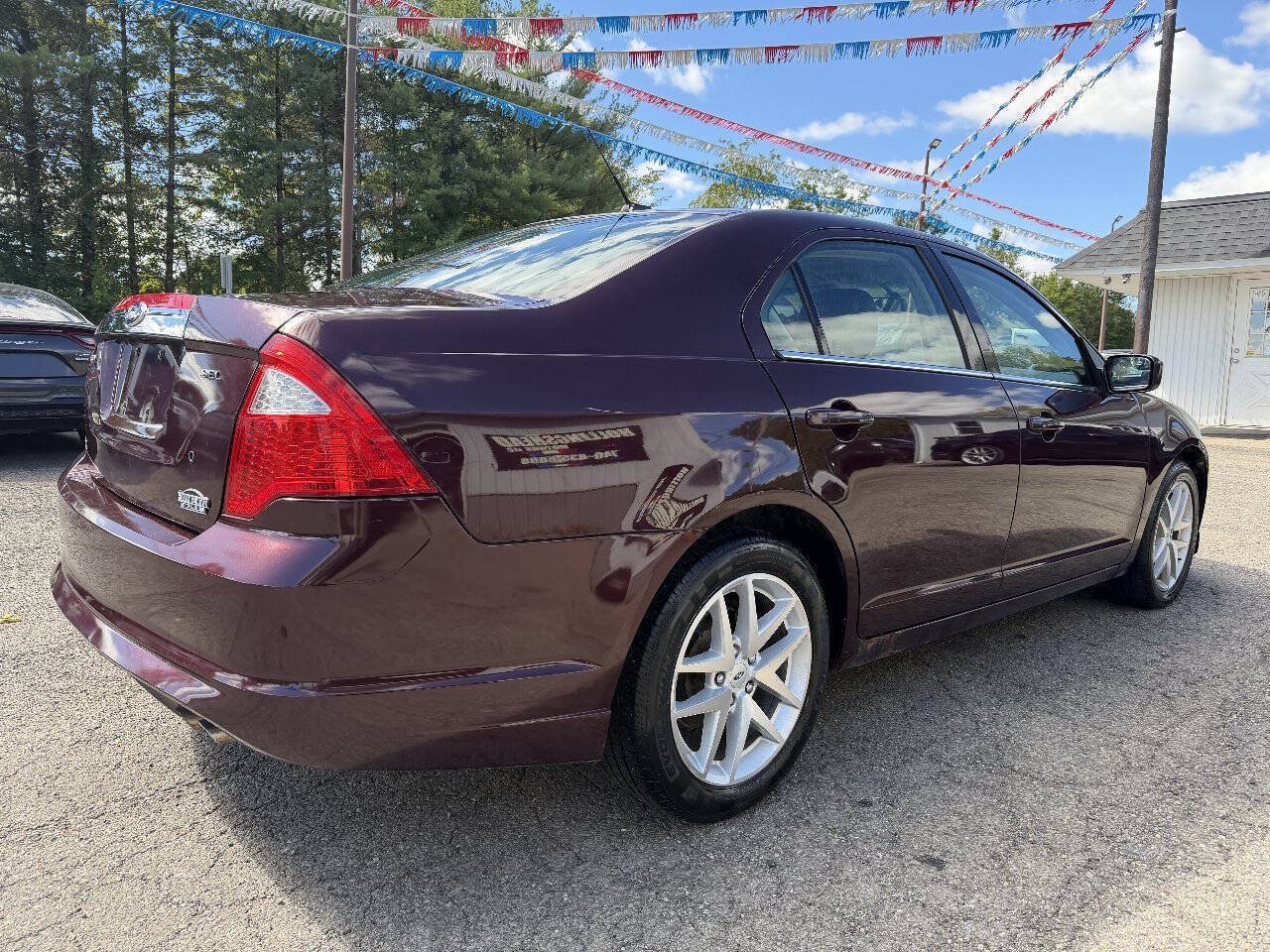 Used 2012 Ford Fusion SEL FWD image 4
