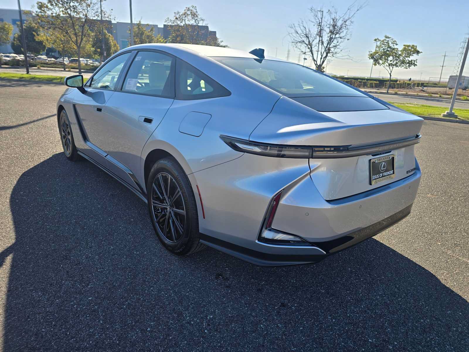 New 2026 Lexus ES 350h FWD image 5