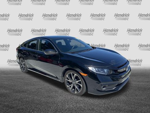 Used 2019 Honda Civic Sport image 2