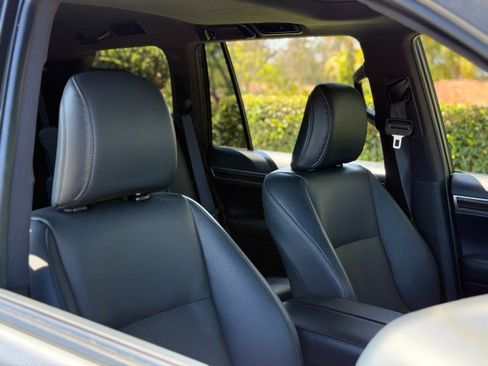 Used 2021 Lexus GX 460 Premium AWD/4WD image 37