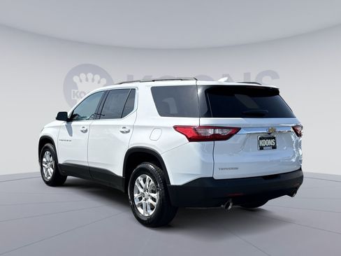 Used 2021 Chevrolet Traverse LT FWD image 4