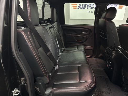 Used 2020 Nissan Titan PRO-4X w/ Pro-4x Convenience Package AWD/4WD image 22