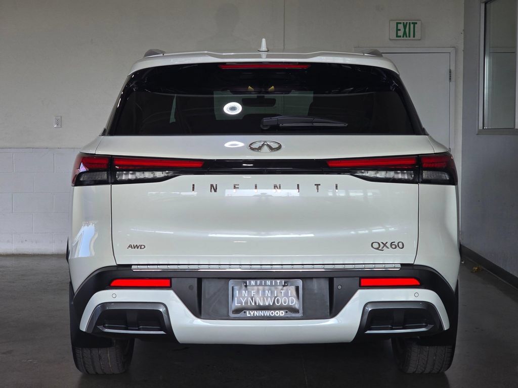 Certified 2023 INFINITI QX60 Sensory w/ Cargo Package AWD/4WD image 5