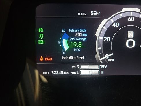 Used 2022 Toyota Tundra Platinum image 16