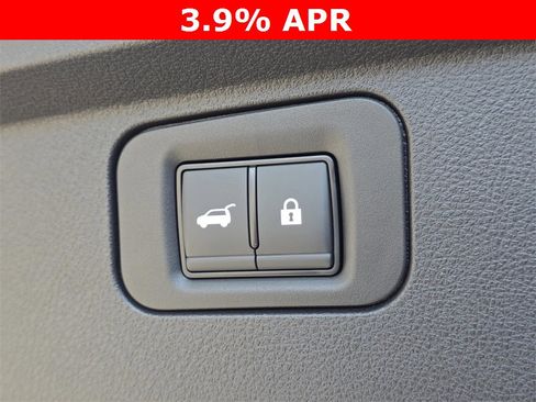 New 2026 Nissan Armada SL image 15