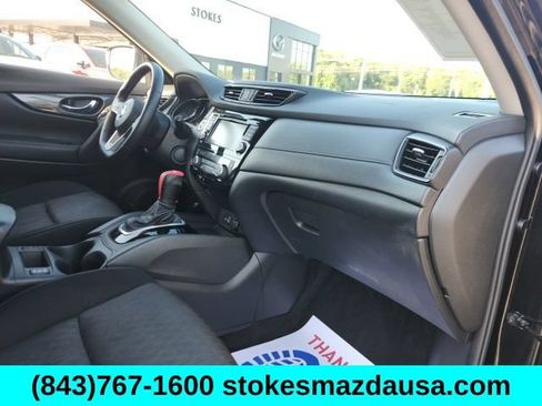 Used 2020 Nissan Rogue SV FWD image 26