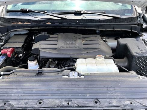 Used 2024 Nissan Titan SV w/ SV Convenience Package AWD/4WD image 29