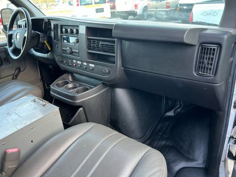 Used 2013 Chevrolet Express 2500 2500 Cargo image 13
